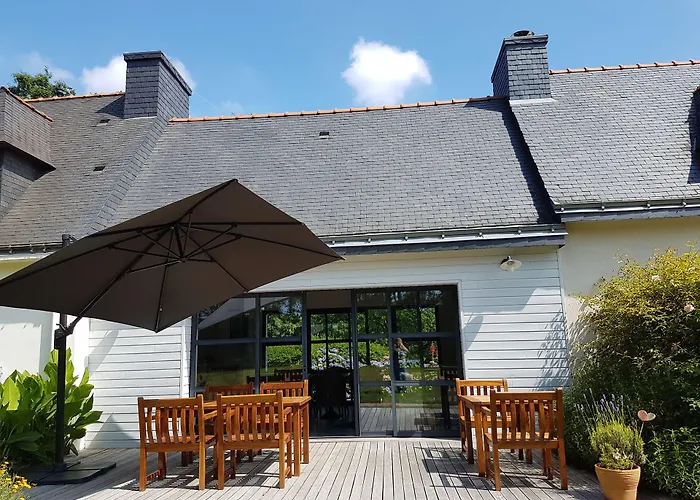 Hôtel avec piscine: l'Arbre Voyageur